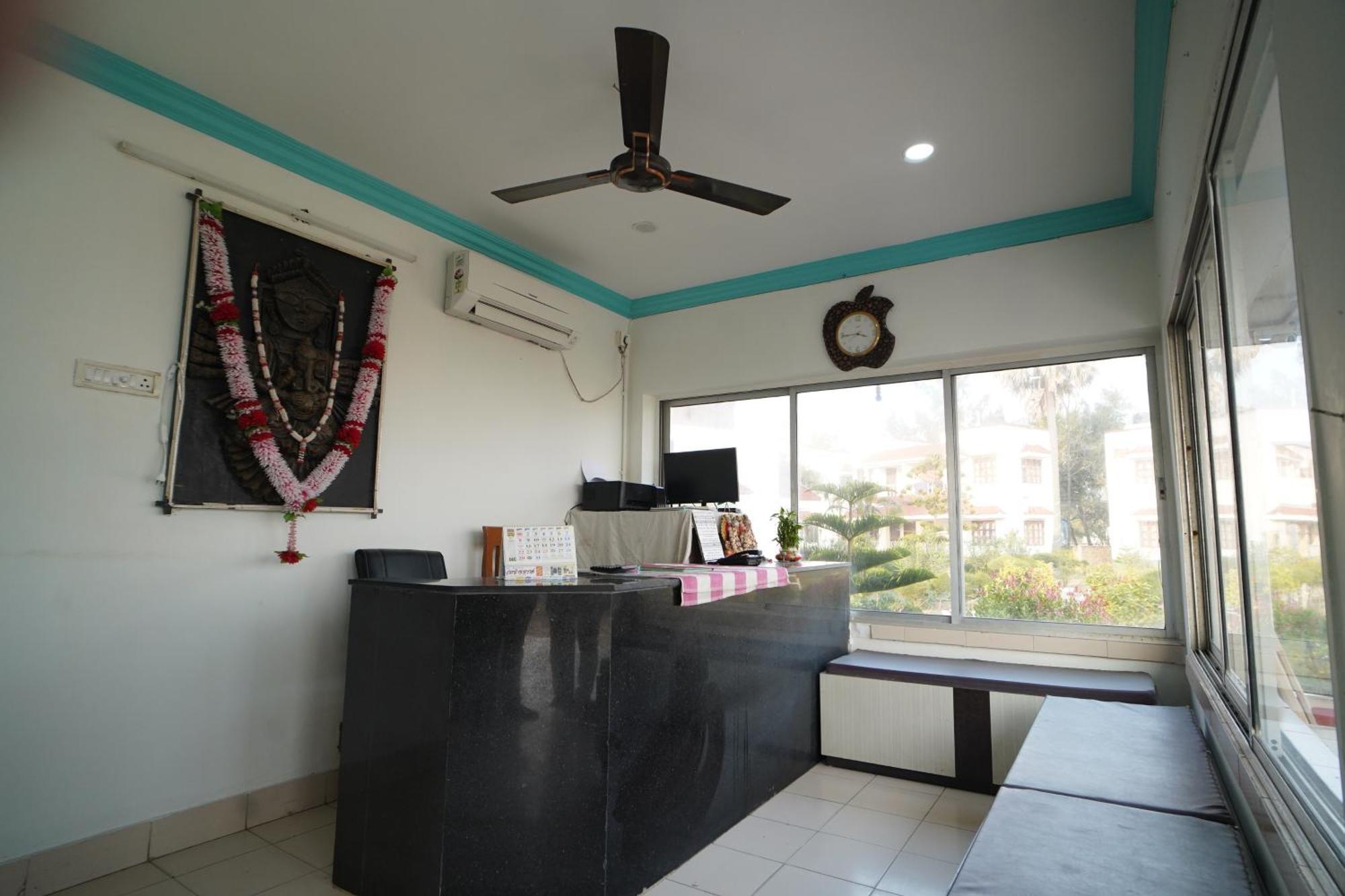 Santiniketan Hotel And Resort !! On Beach Family Resort !! Mandarmani Exteriör bild